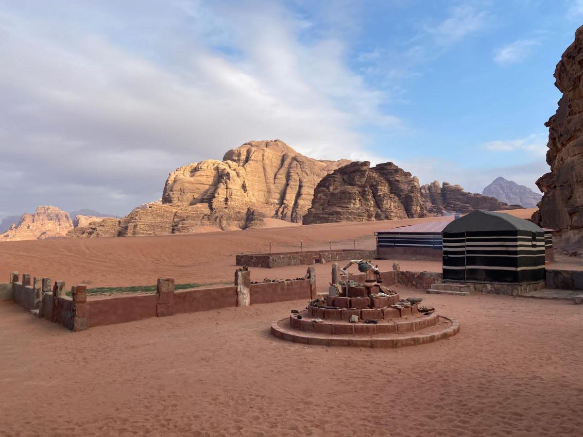 Bedouin Family Camp Hotell Wadi Rum Eksteriør bilde