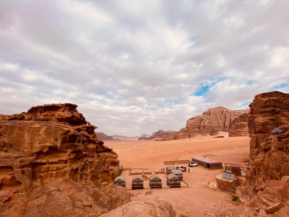 Bedouin Family Camp Hotell Wadi Rum Eksteriør bilde