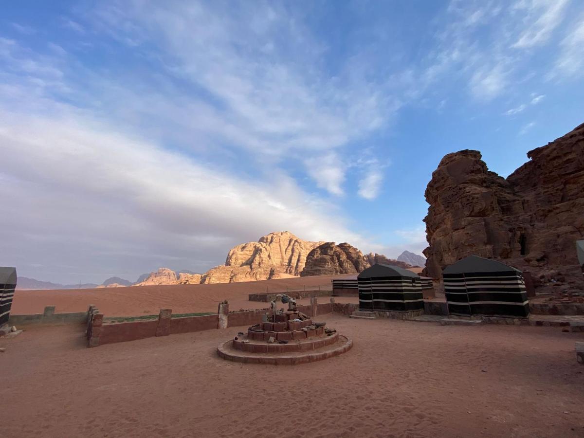 Bedouin Family Camp Hotell Wadi Rum Eksteriør bilde