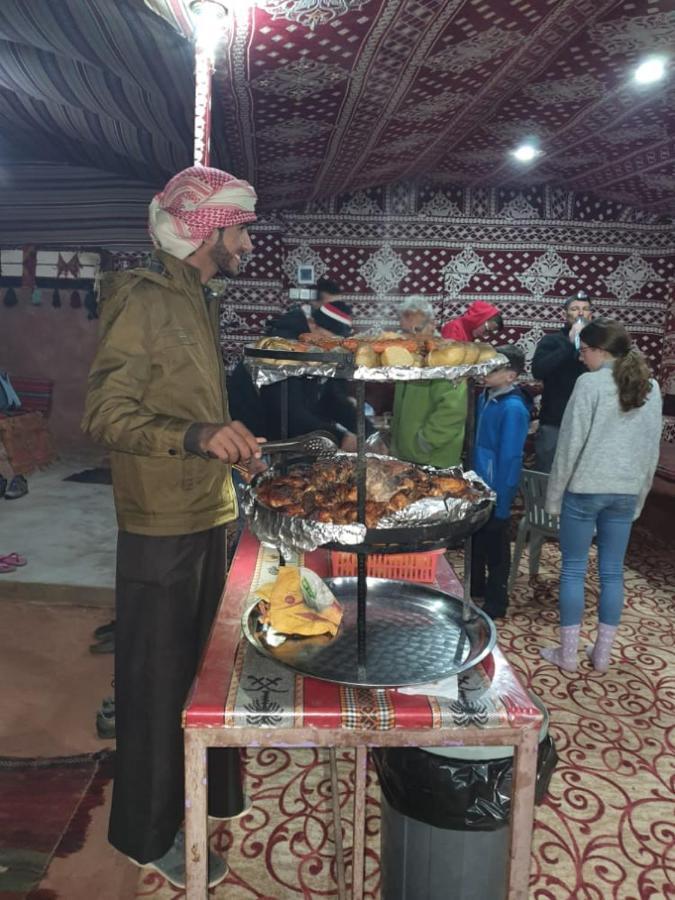 Bedouin Family Camp Hotell Wadi Rum Eksteriør bilde
