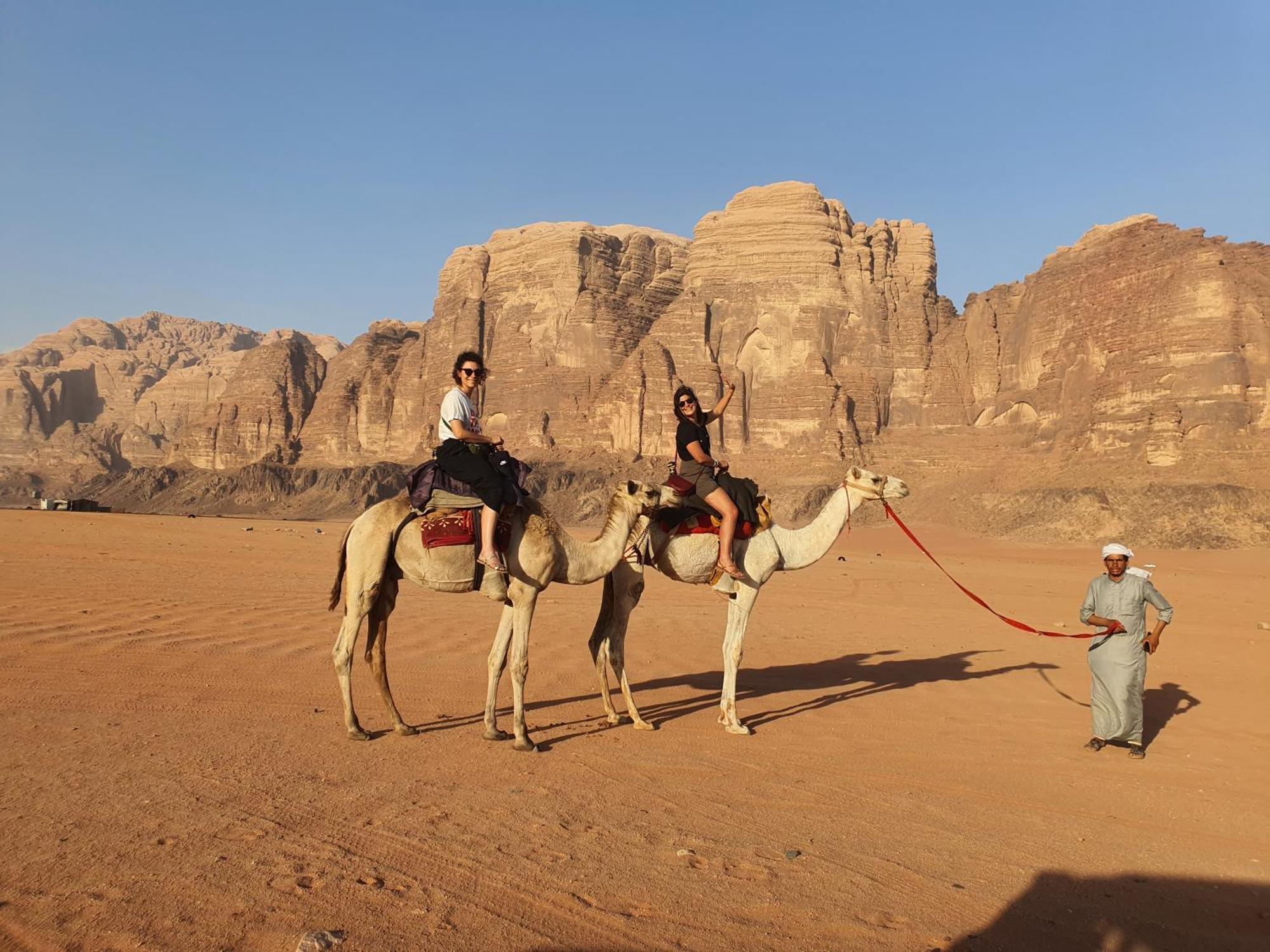 Bedouin Family Camp Hotell Wadi Rum Eksteriør bilde