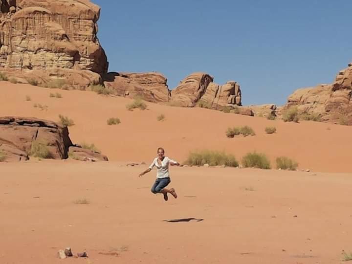 Bedouin Family Camp Hotell Wadi Rum Eksteriør bilde