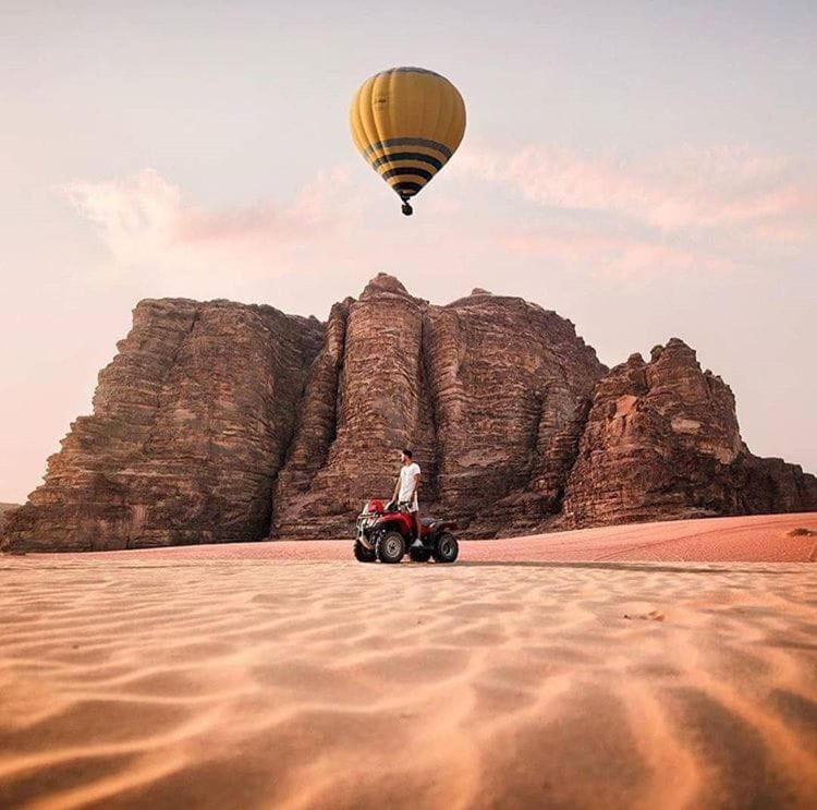 Bedouin Family Camp Hotell Wadi Rum Eksteriør bilde